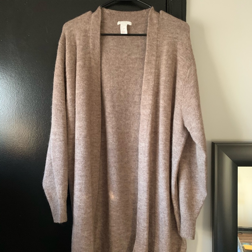 H&M tan cardigan